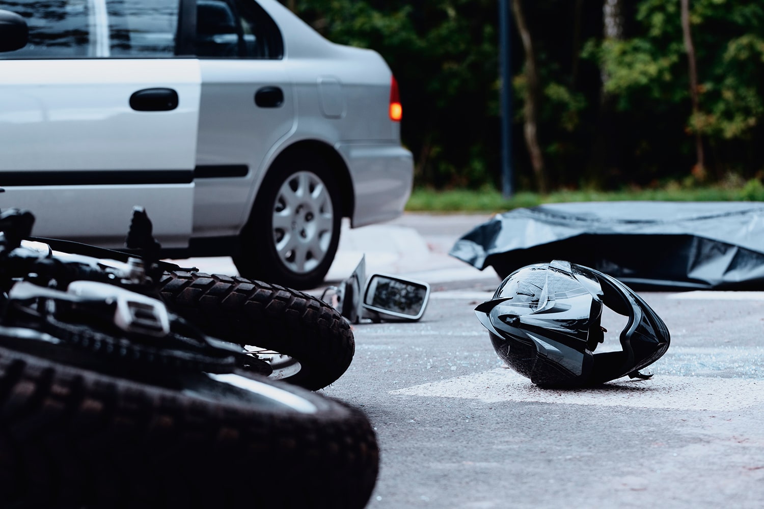 Read more about the article Legal Challenges That Are Unique To Motorcycle Accidents